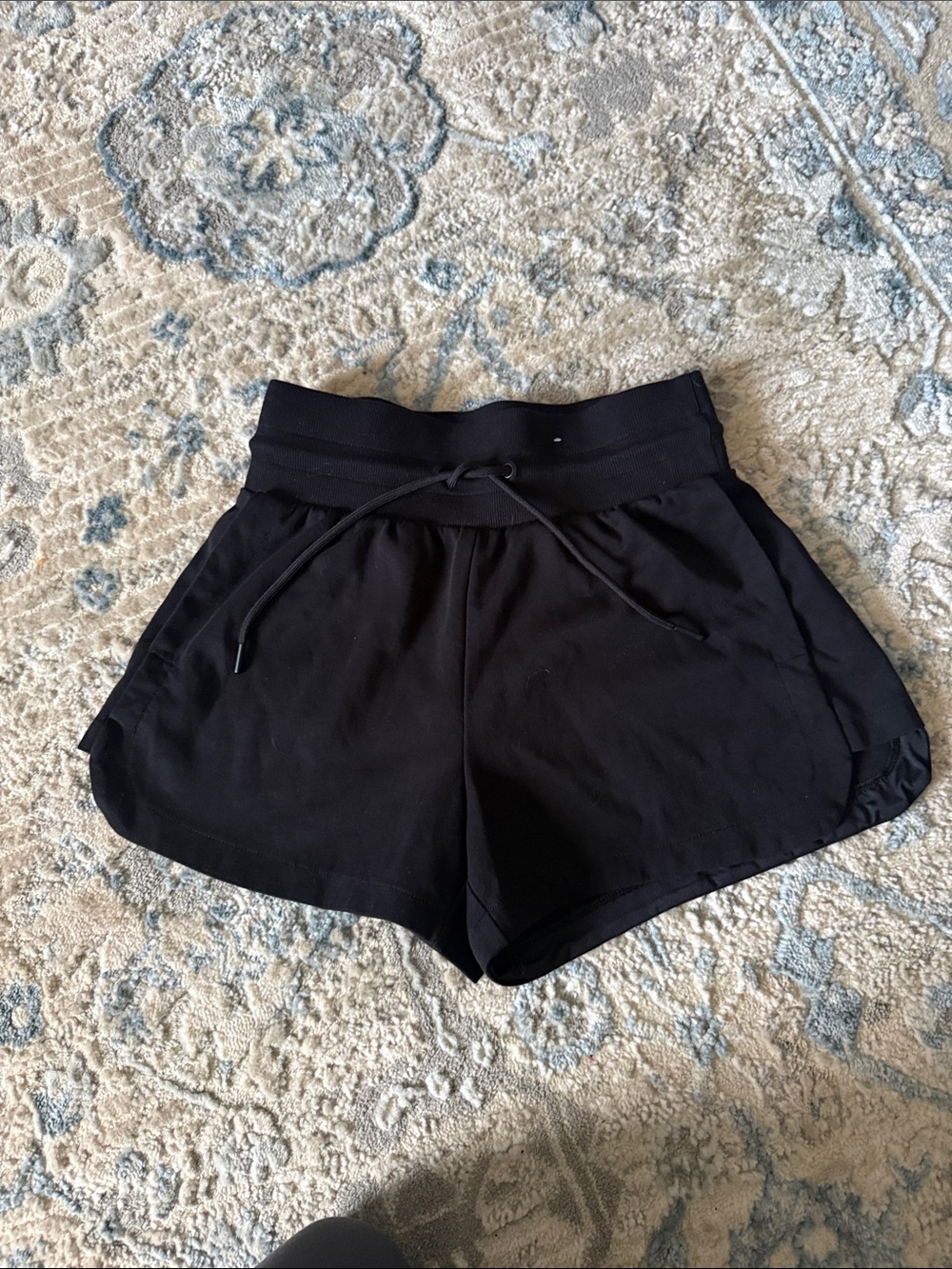 Old Navy Women's Dynamic fleece - Black Drawstring shorts